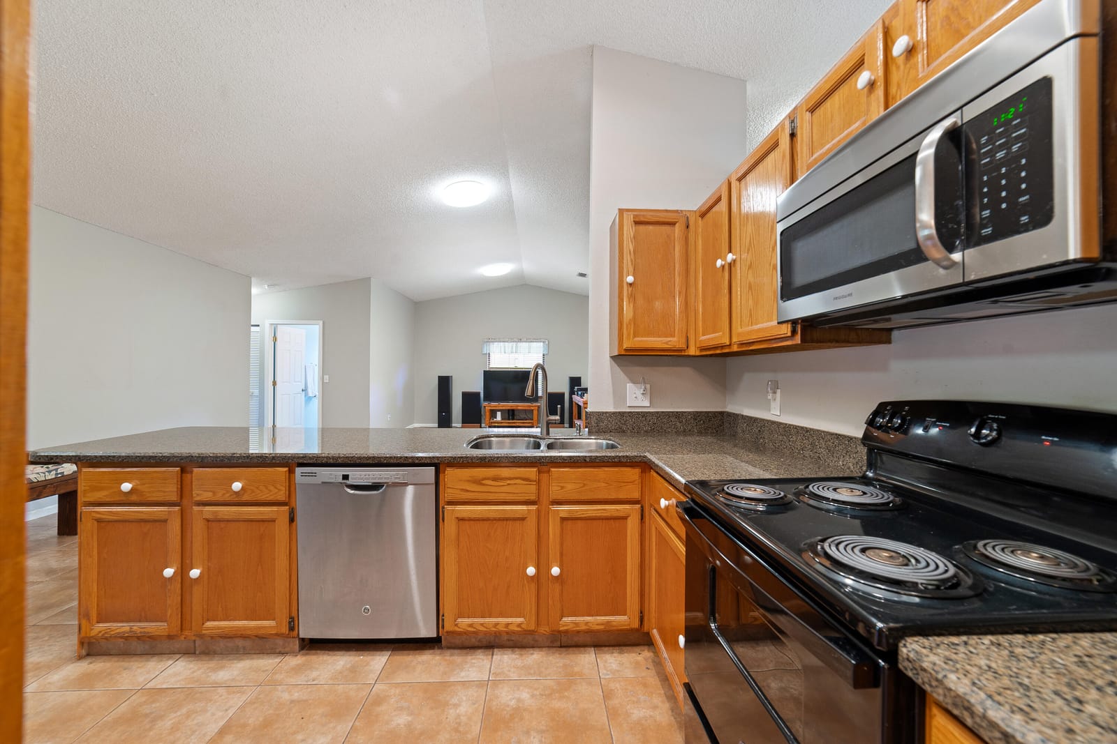 803 Silverbell Lane, Wellington, FL 33414 photo 13