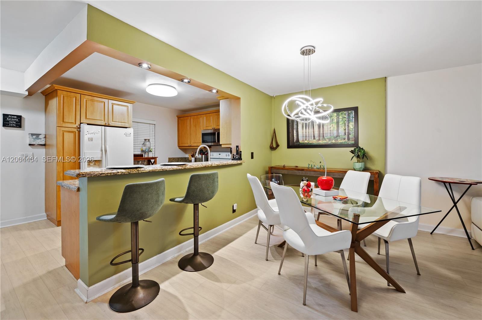 424 SE 10th Street 104, Dania Beach, FL 33004, Dania Beach