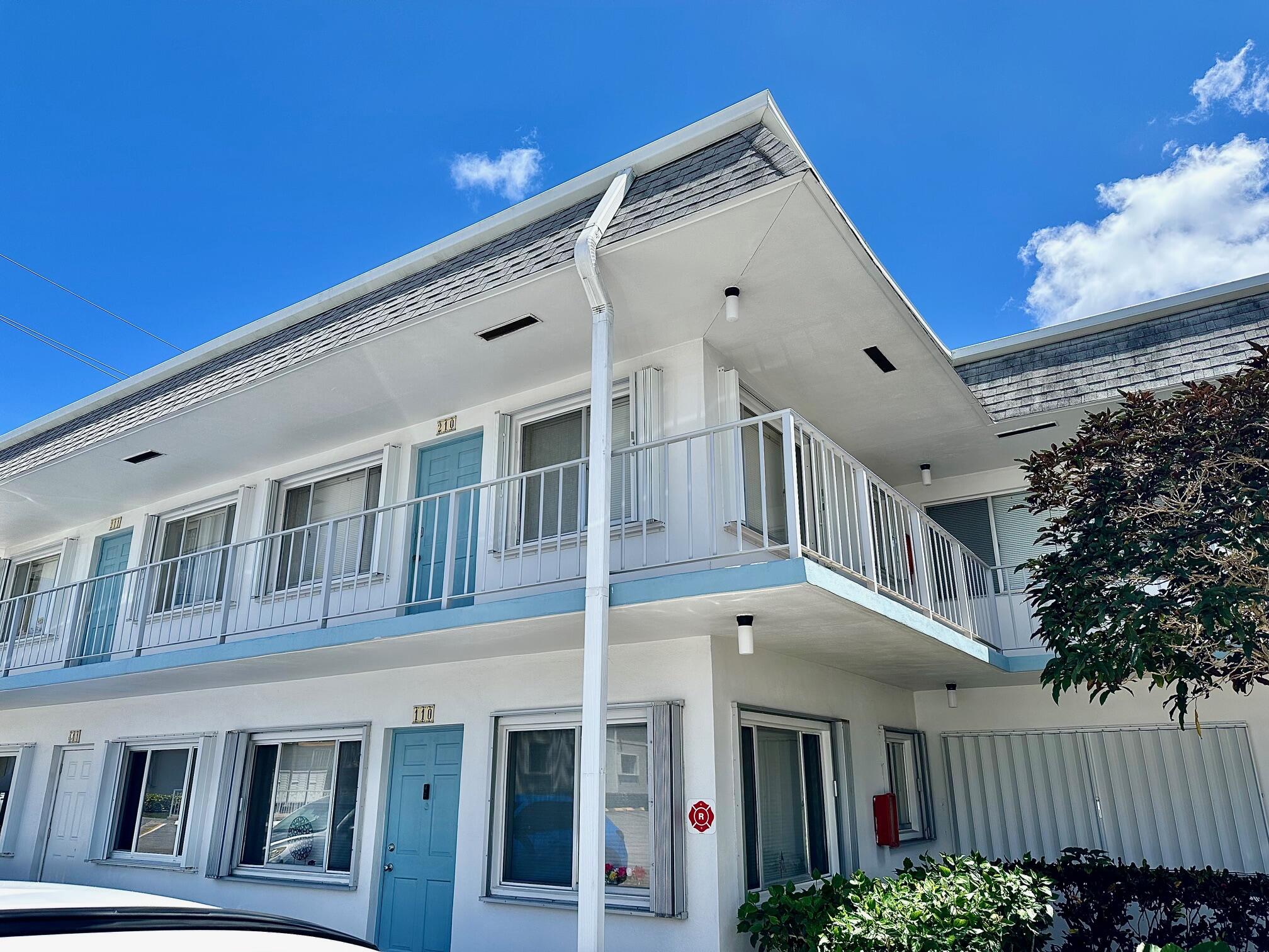 2880 Lake Osborne Drive 210, Lake Worth Beach, FL 33461, Lake Worth Beach
