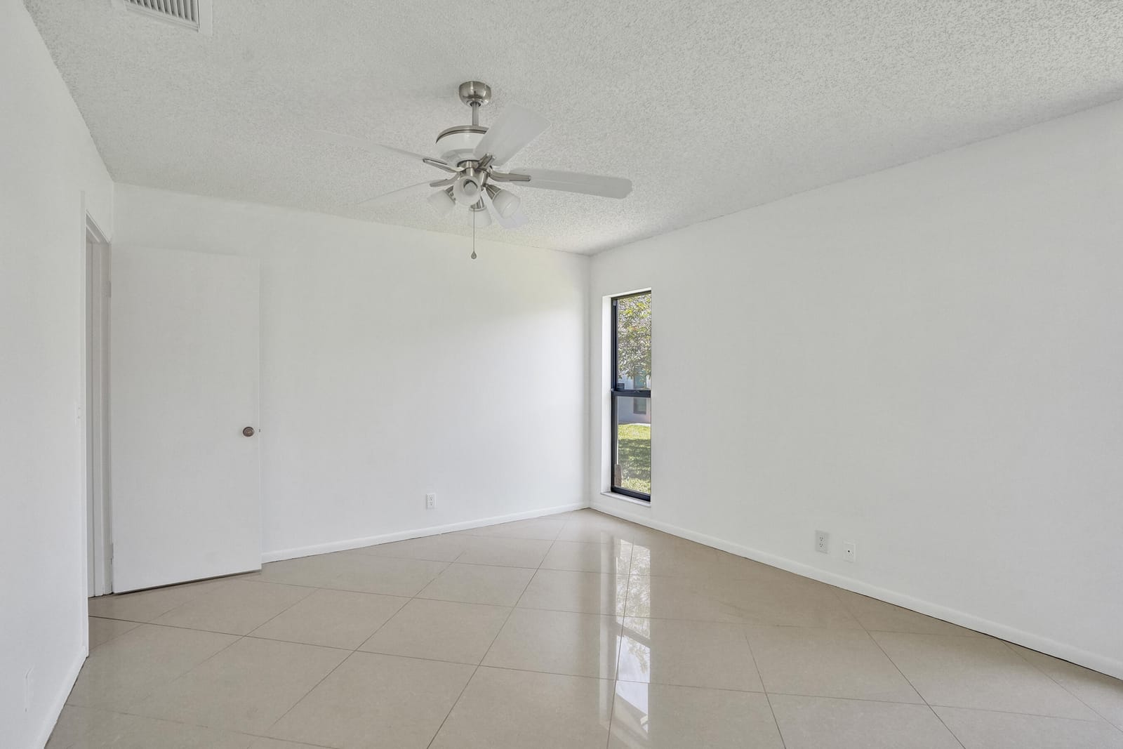 1990 SW 16th Place, Deerfield Beach, FL 33442 photo 28