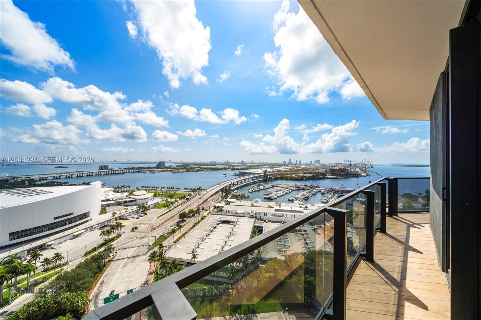 398 NE 5th Street 1809, Miami, FL 33132 photo 2