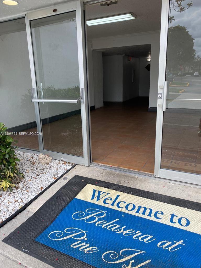 721 N Pine Island Road 209, Plantation, FL 33324, Plantation