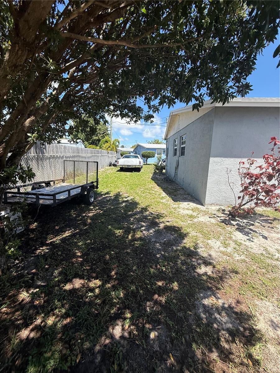 1701 NW 6th Avenue — photo 4