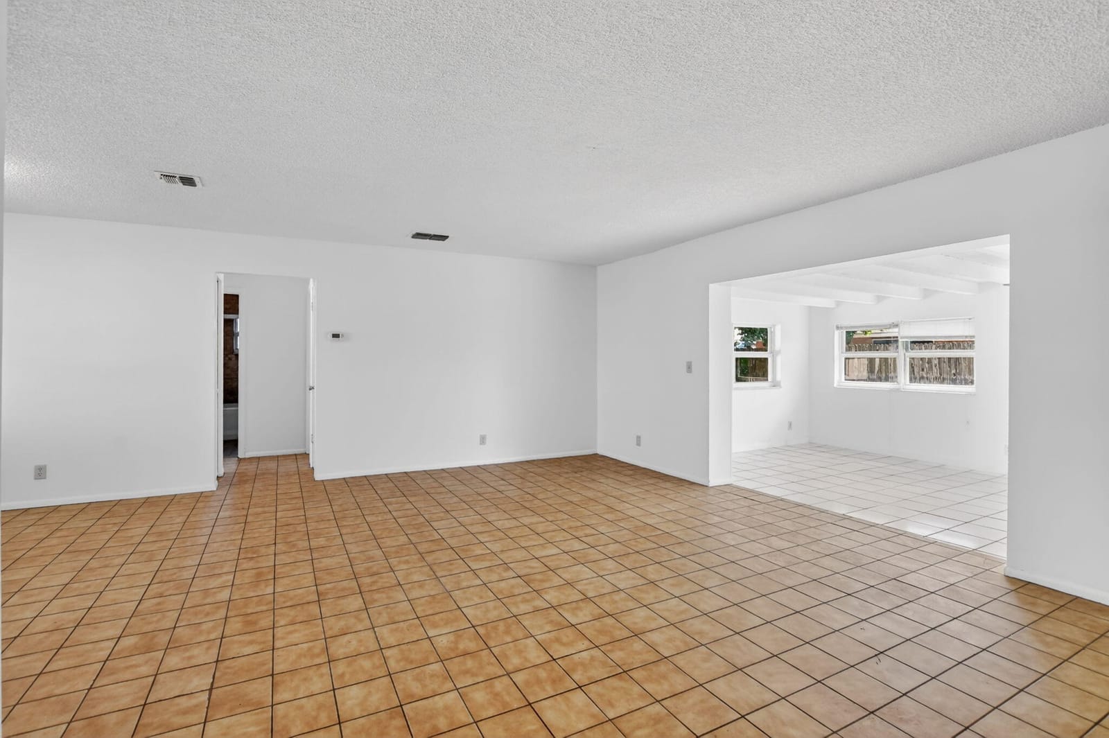 19486 Delaware Circle, Boca Raton, FL 33434 photo 9