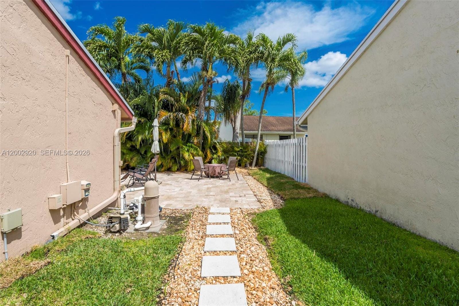 13721 Oak Ridge Drive, Davie, FL 33325 photo 27