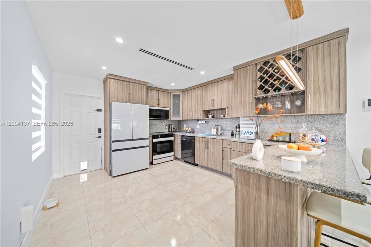 4824 SW 19th Street, West Park, FL 33023 photo 3