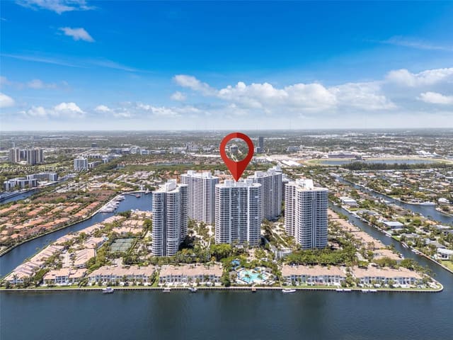 21150 E Point Place 904, sold in Atlantic Ii At The Point, Aventura, FL