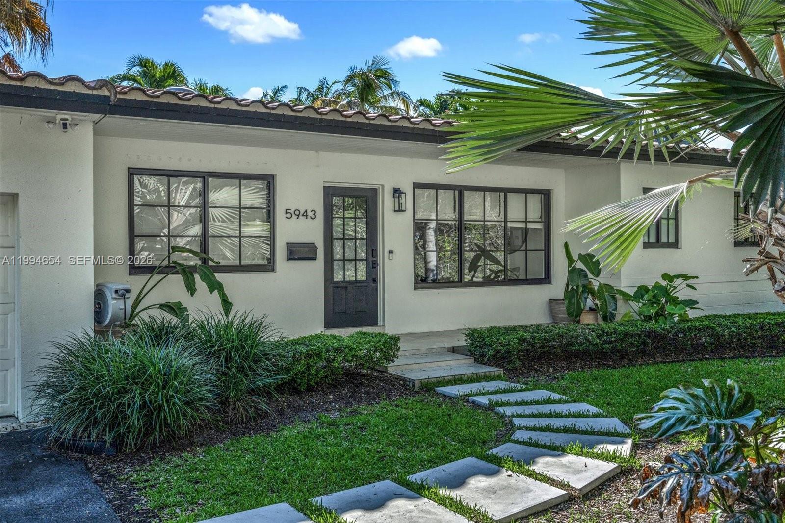5943 SW 65th Avenue, South Miami, FL 33143, South Miami
