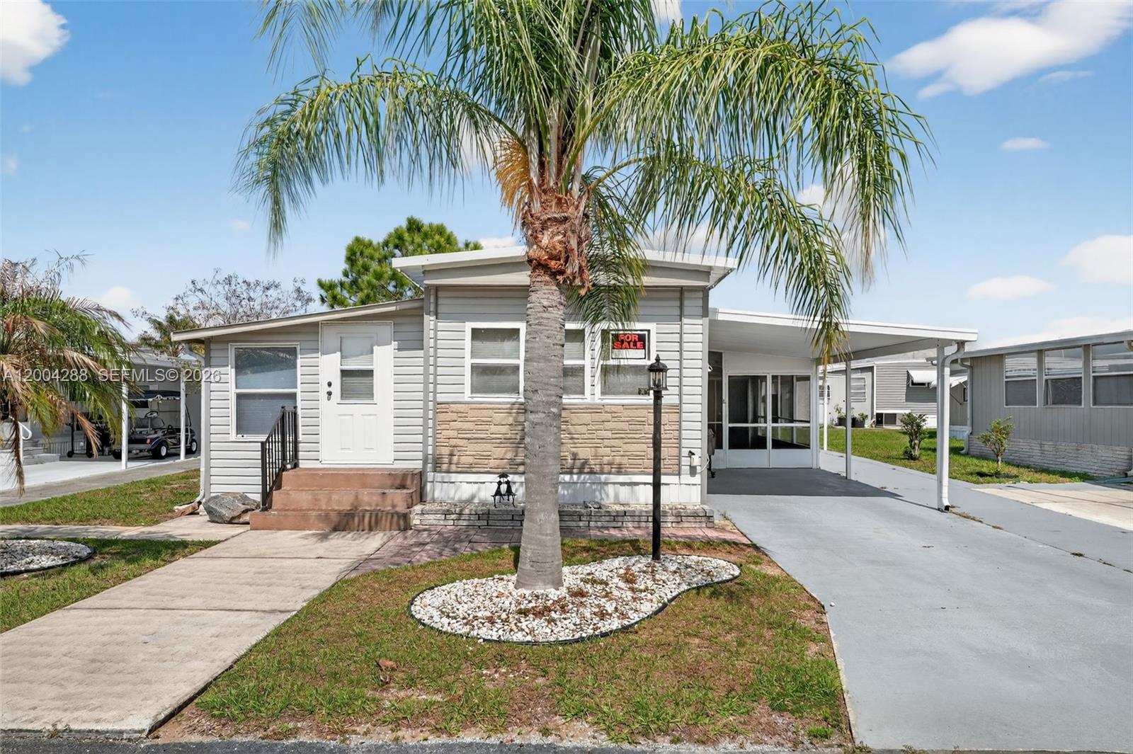 69 Empire Terrace, FL 33844, Haines City