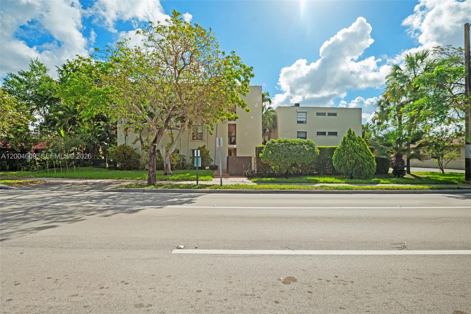 709 Curtiss Parkway 23, Miami Springs, FL 33166, Miami Springs