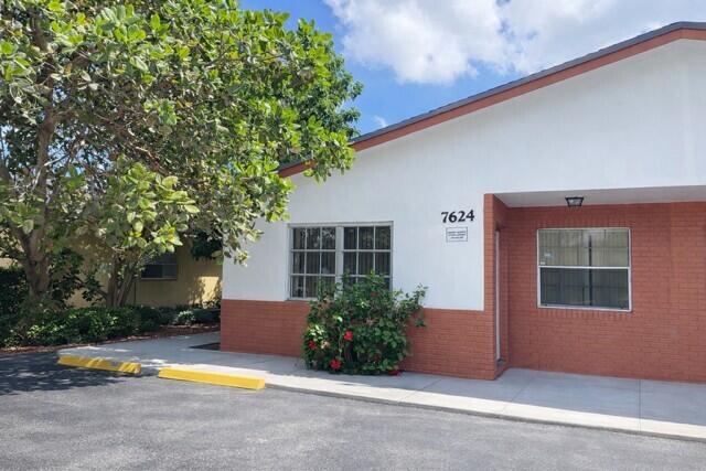 7624 SW 10th Street, North Lauderdale, FL 33068, North Lauderdale