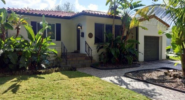5718 SW 48th Street, South Miami, FL 33155
