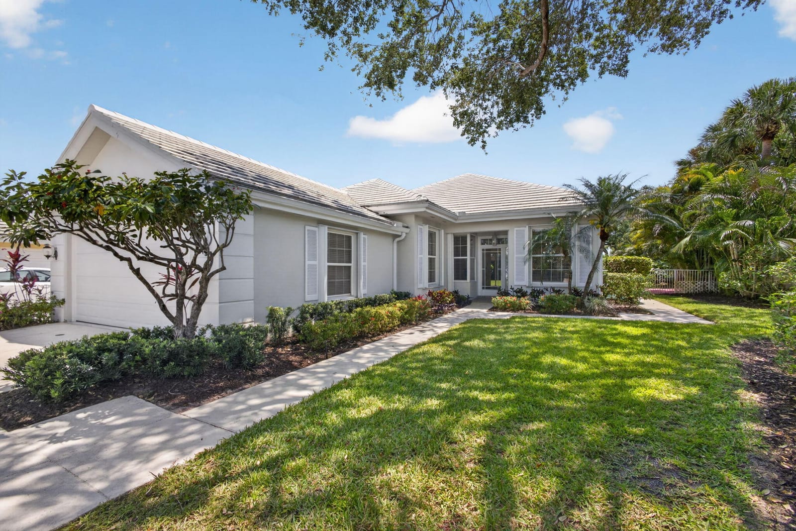 8773 Wakefield Drive — photo 2