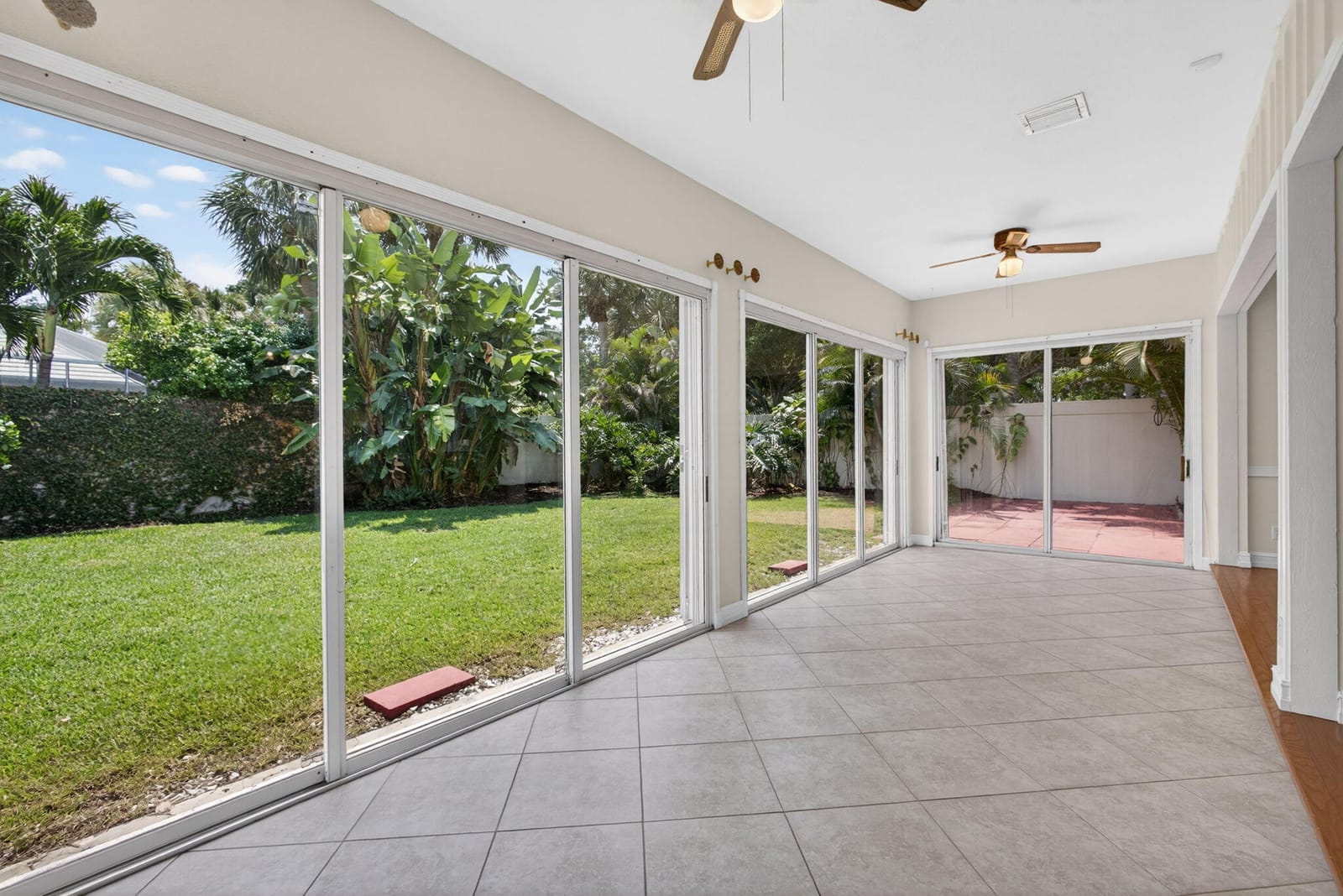 8773 Wakefield Drive, Palm Beach Gardens, FL 33410 photo 18