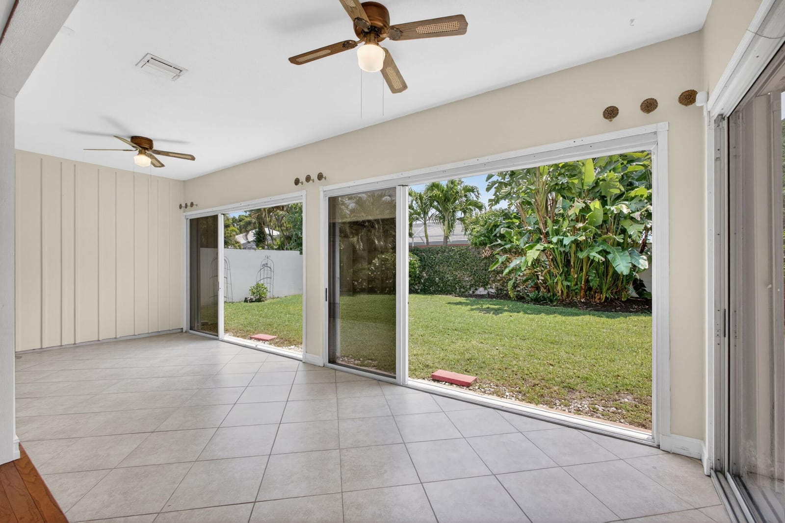 8773 Wakefield Drive, Palm Beach Gardens, FL 33410 photo 21