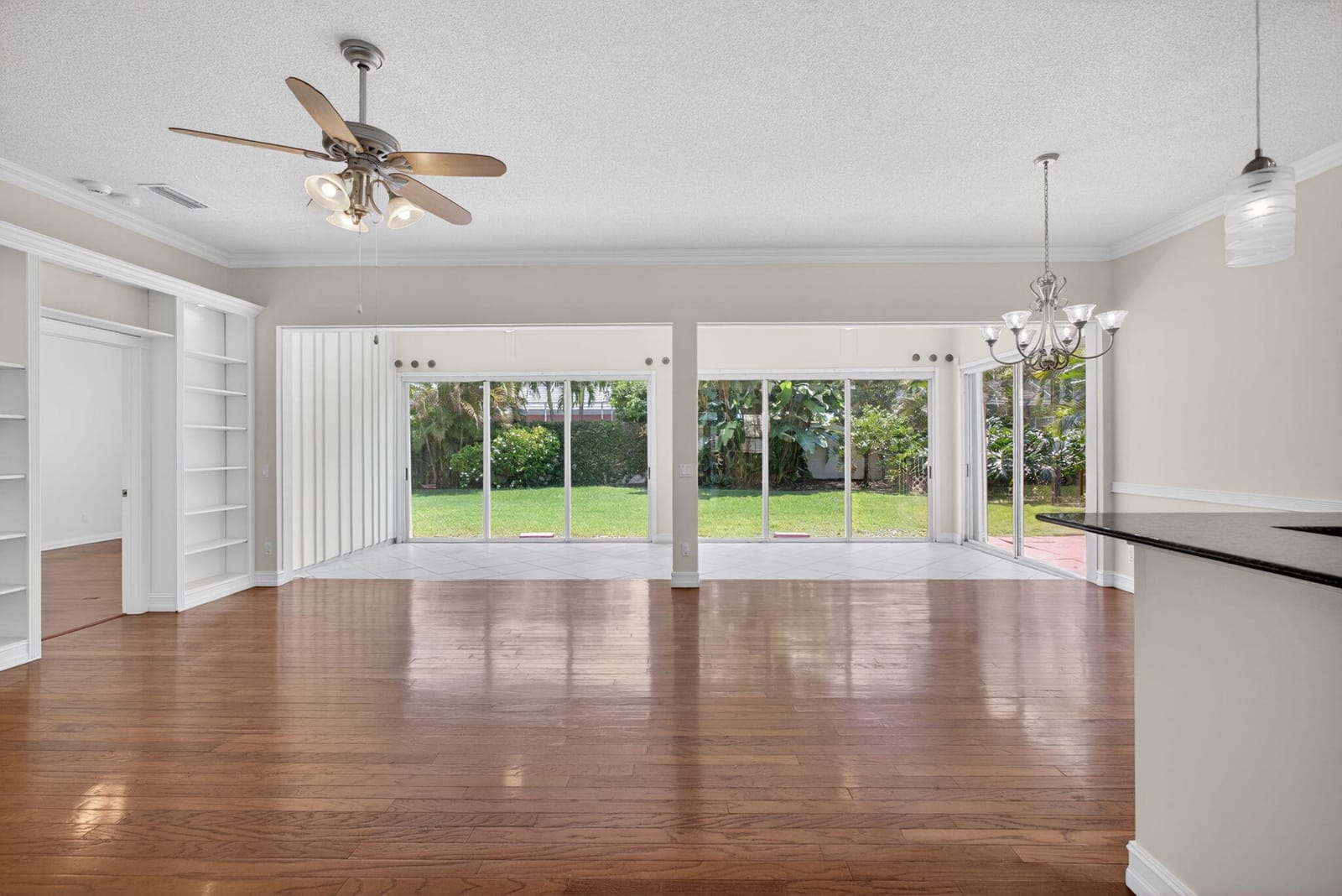 8773 Wakefield Drive — photo 10