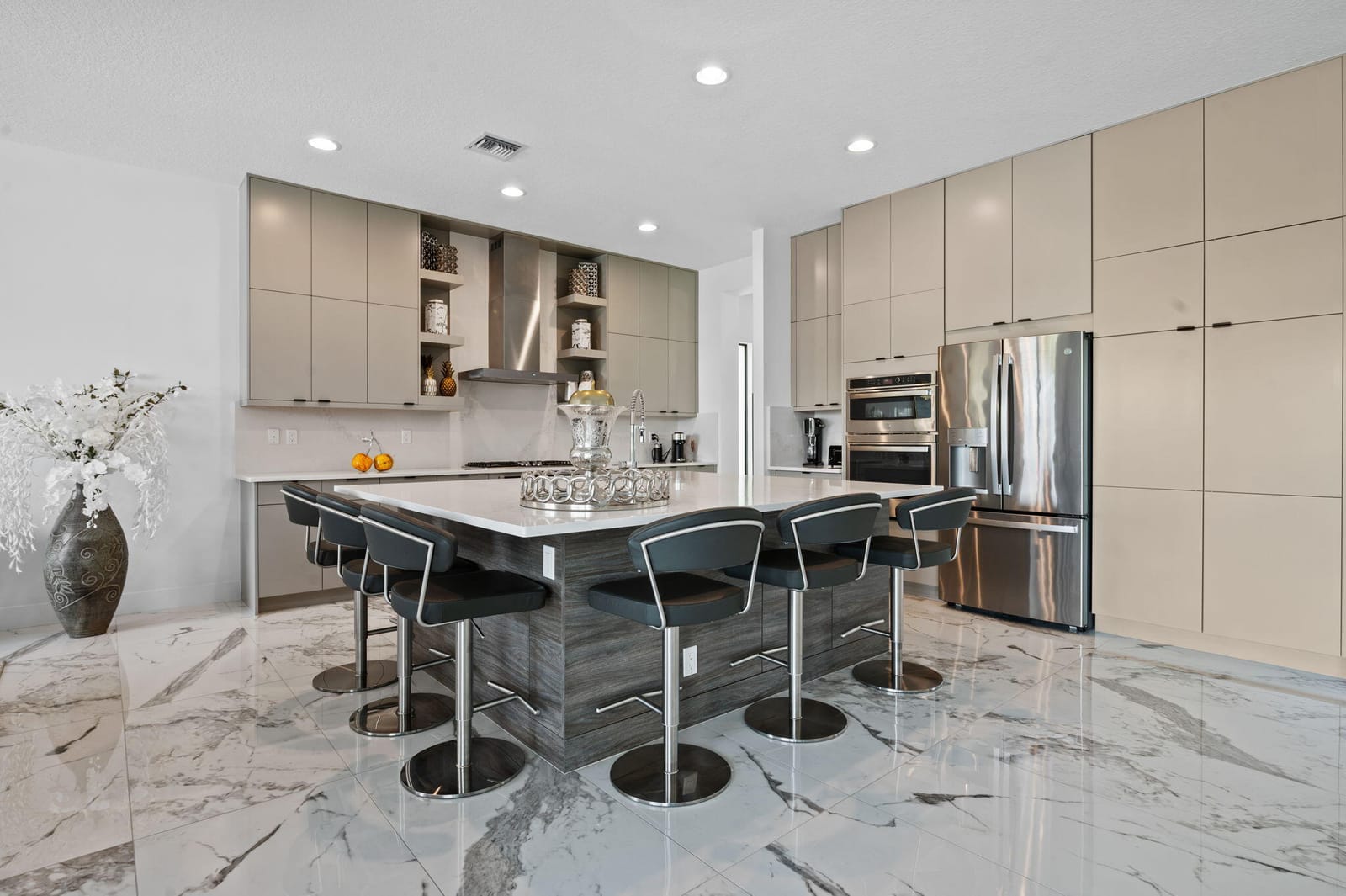8599 Tower Bridge Court — photo 10