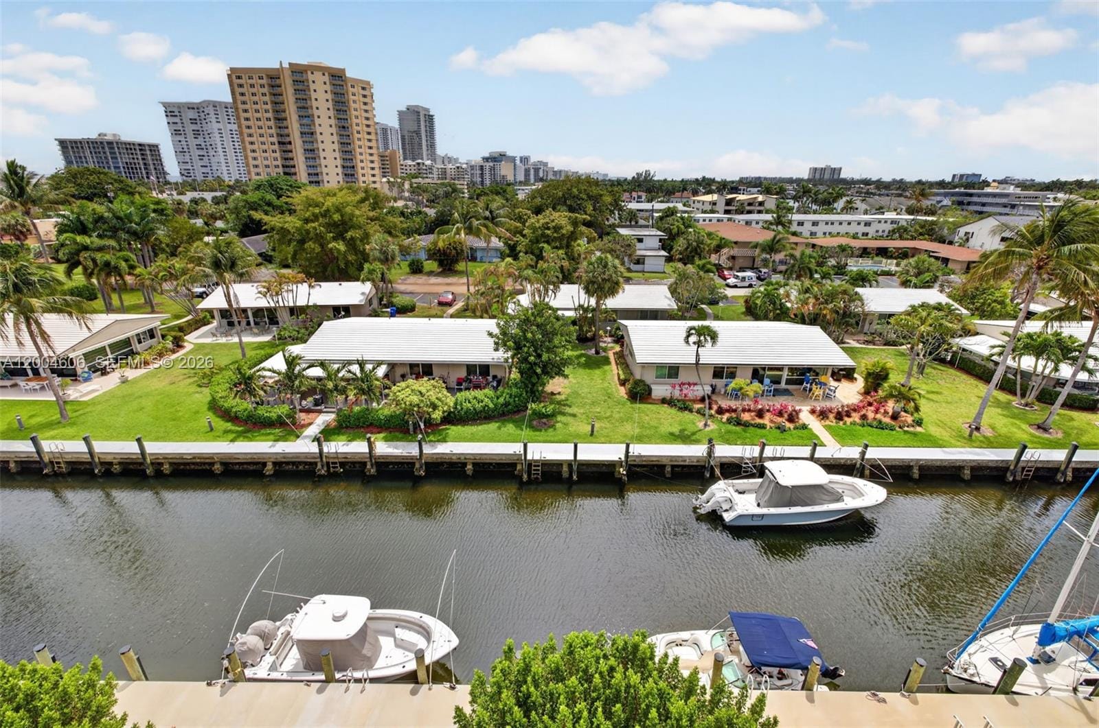 3210 SE 10th Street 6B, Pompano Beach, FL 33062 photo 2