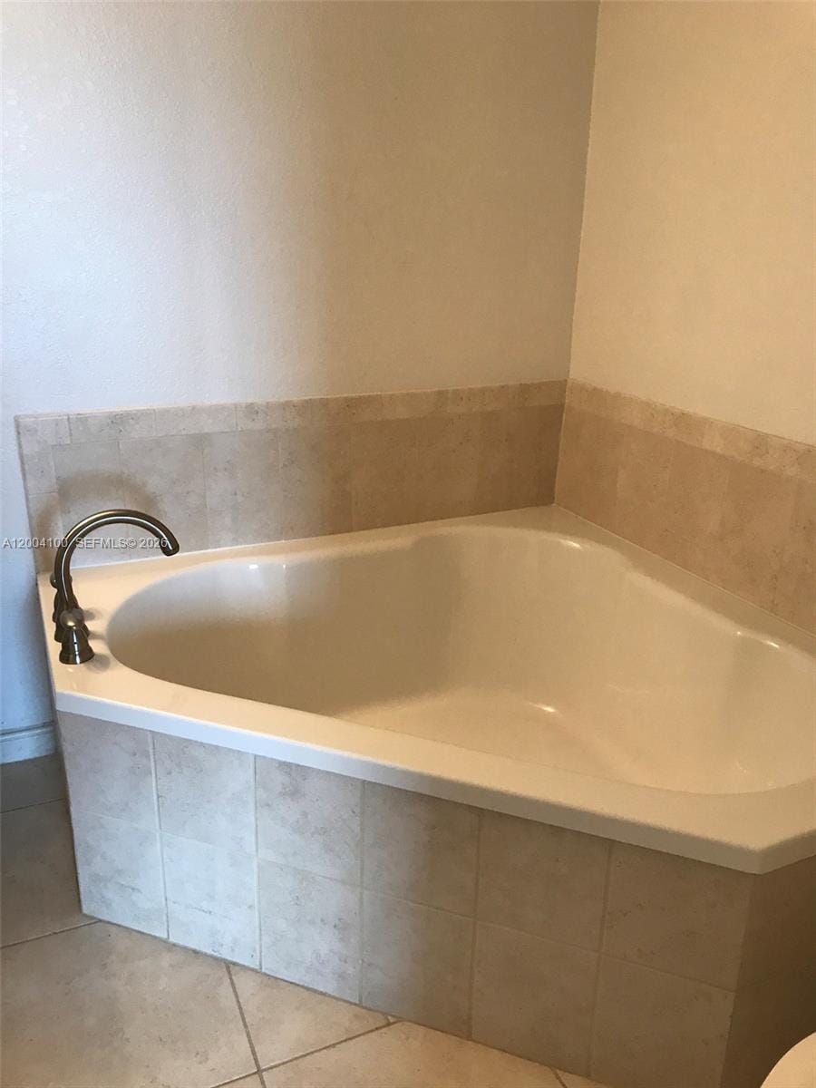 1830 Radius Drive 407 — photo 9