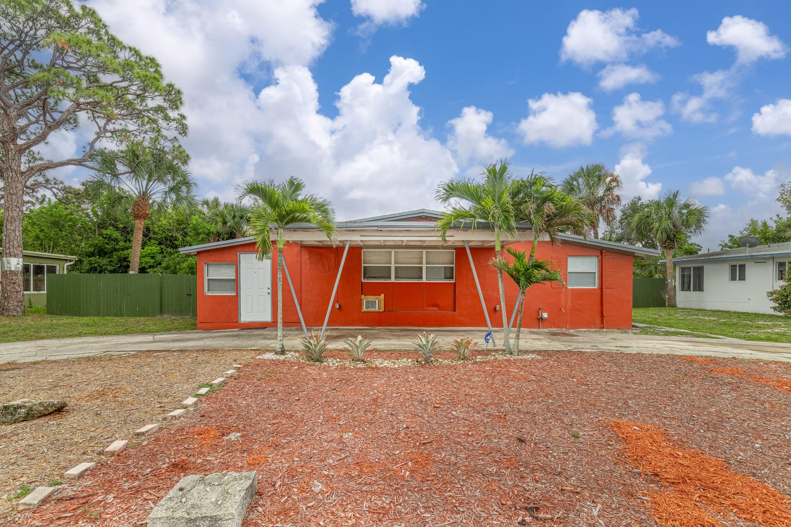 2550 SW 5th Street, Fort Lauderdale, FL 33312