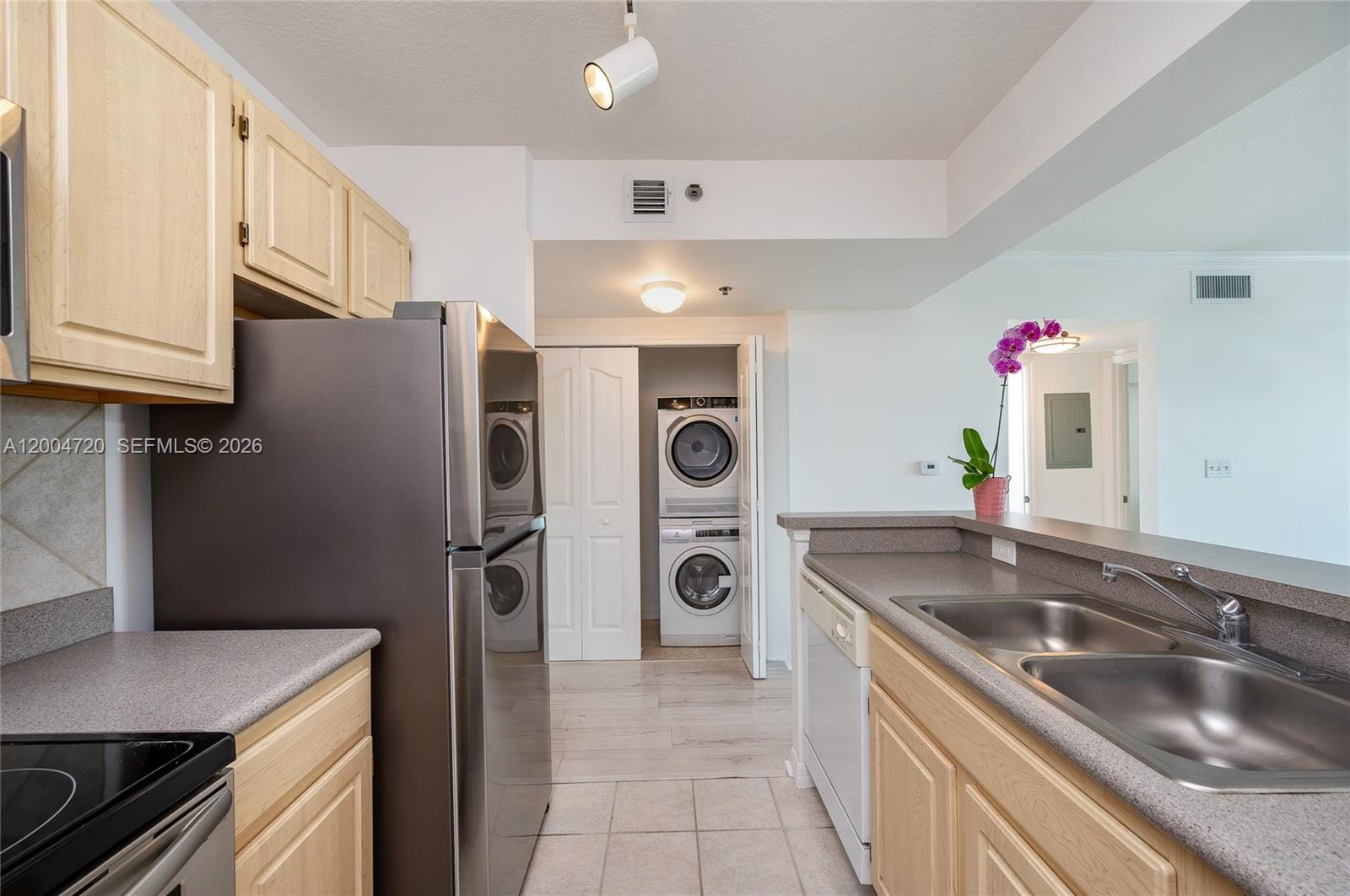 2665 SW 37th Avenue 201, Miami, FL 33133 photo 15