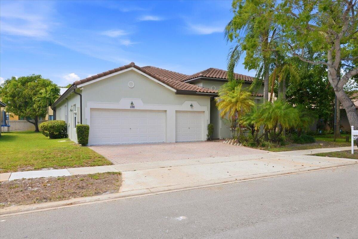 3500 SW 144th Avenue — photo 3
