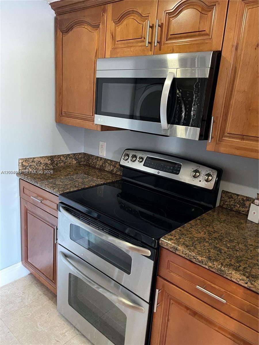 2415 NW 16th St Road 102 — photo 11