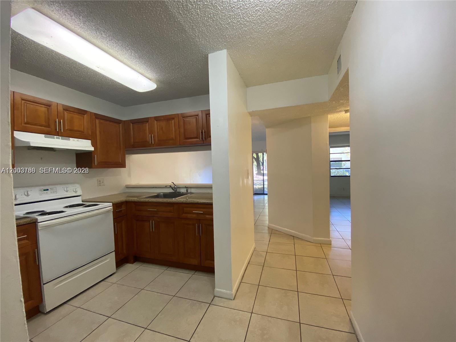 4033 Lakeside Drive 4033, Tamarac, FL 33319, Tamarac