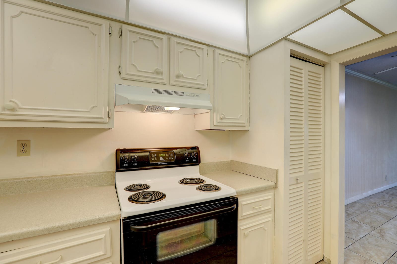 1100 Ponce De Leon Circle 305, Vero Beach, FL 32960 photo 15