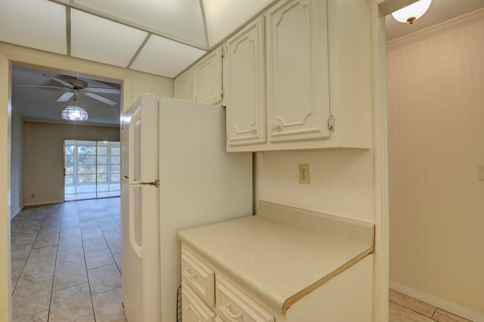 1100 Ponce De Leon Circle 305, Vero Beach, FL 32960 photo 19
