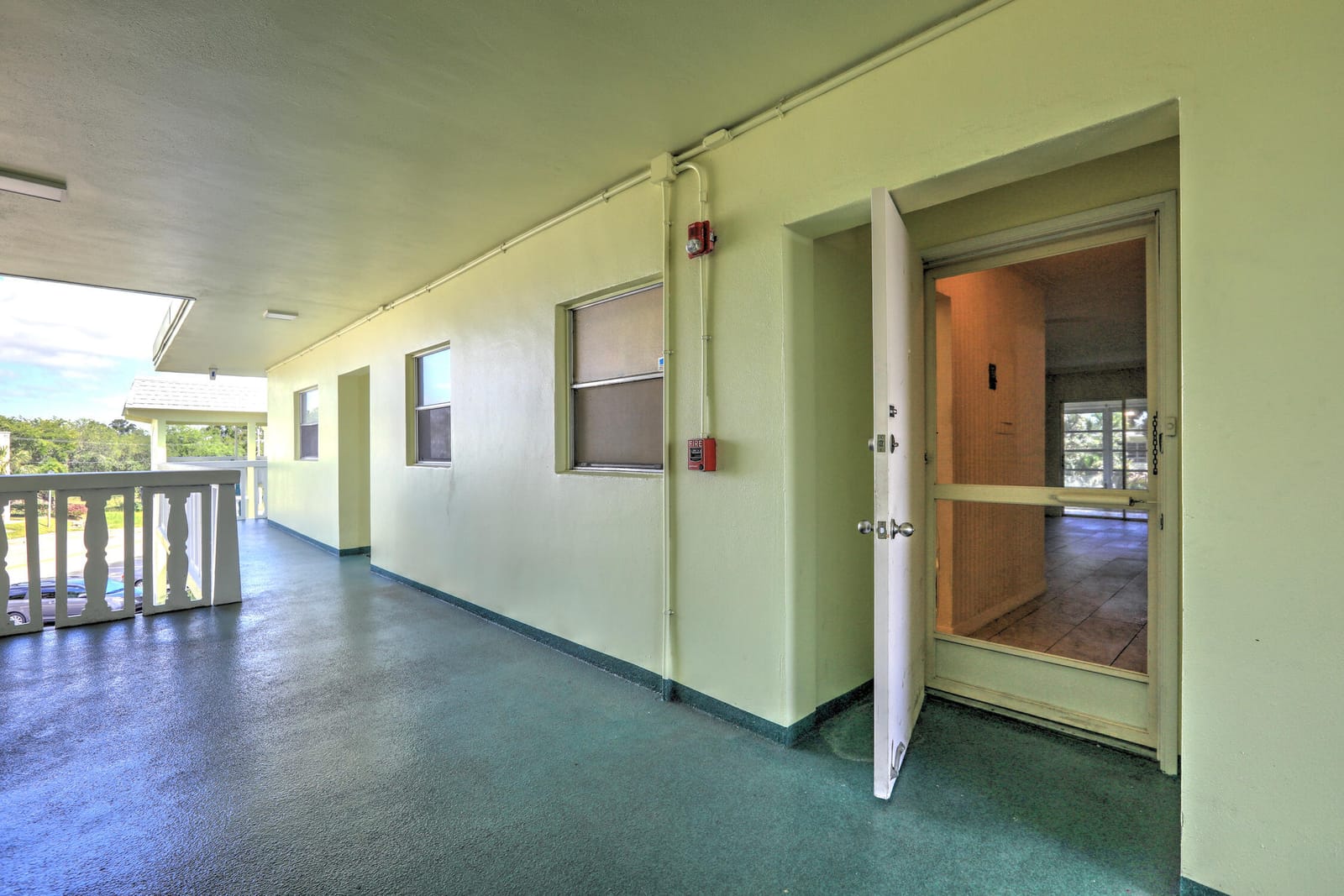 1100 Ponce De Leon Circle 305, Vero Beach, FL 32960 photo 3