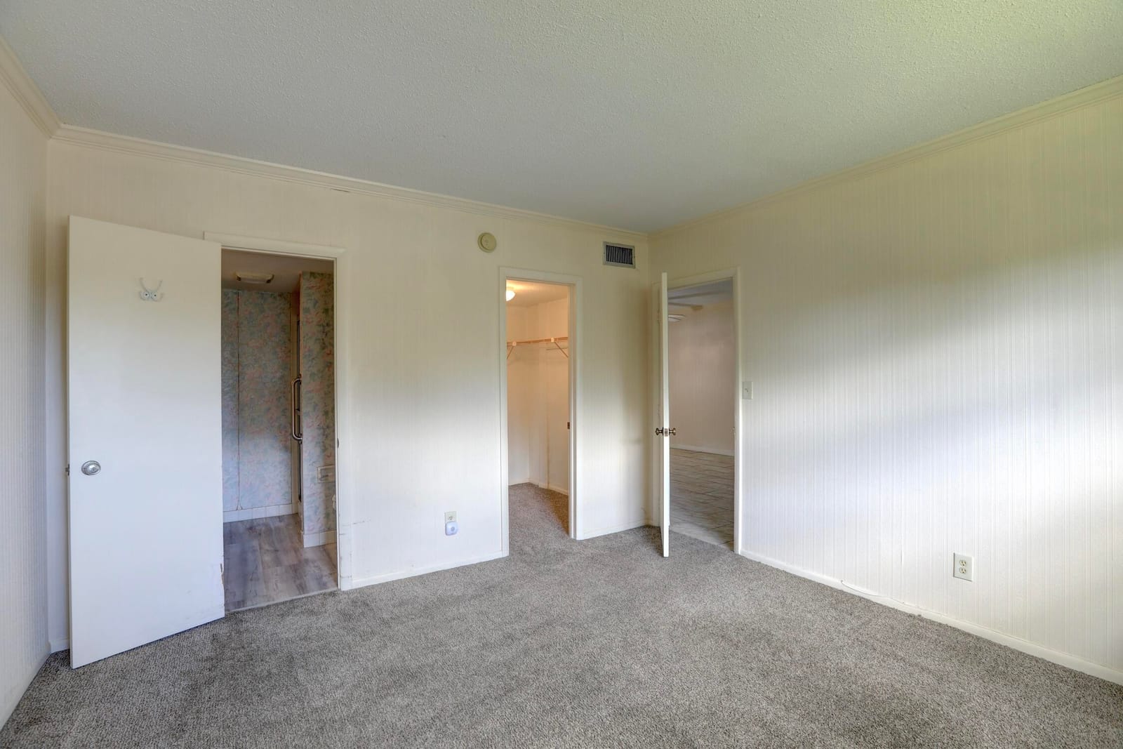 1100 Ponce De Leon Circle 305, Vero Beach, FL 32960 photo 23