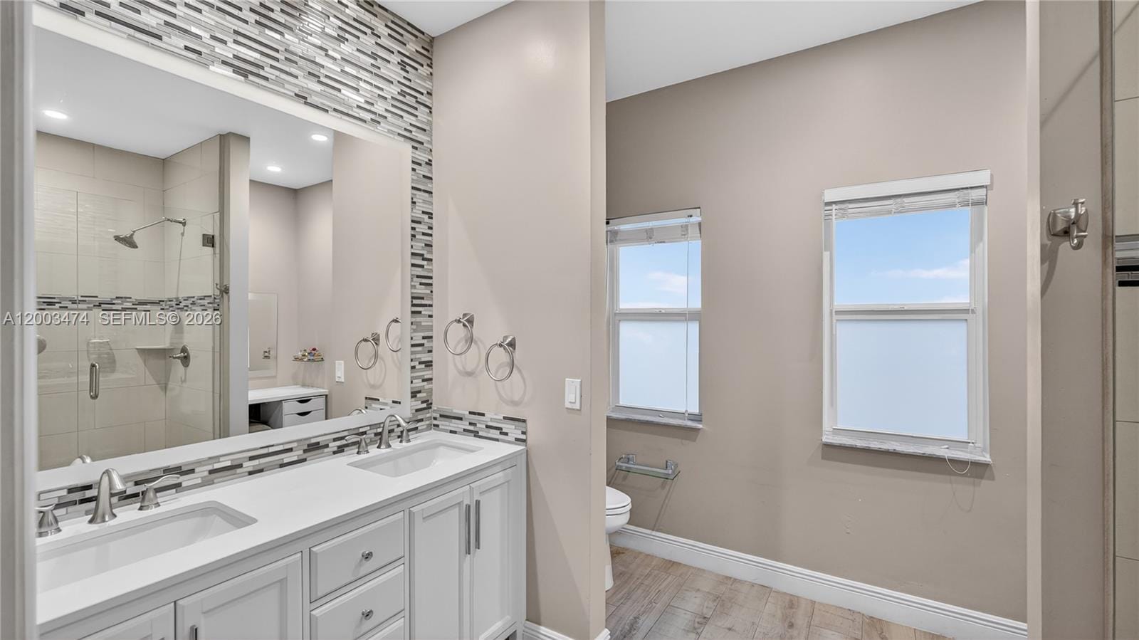 15893 SW 138th Terrace, Miami, FL 33196 photo 24