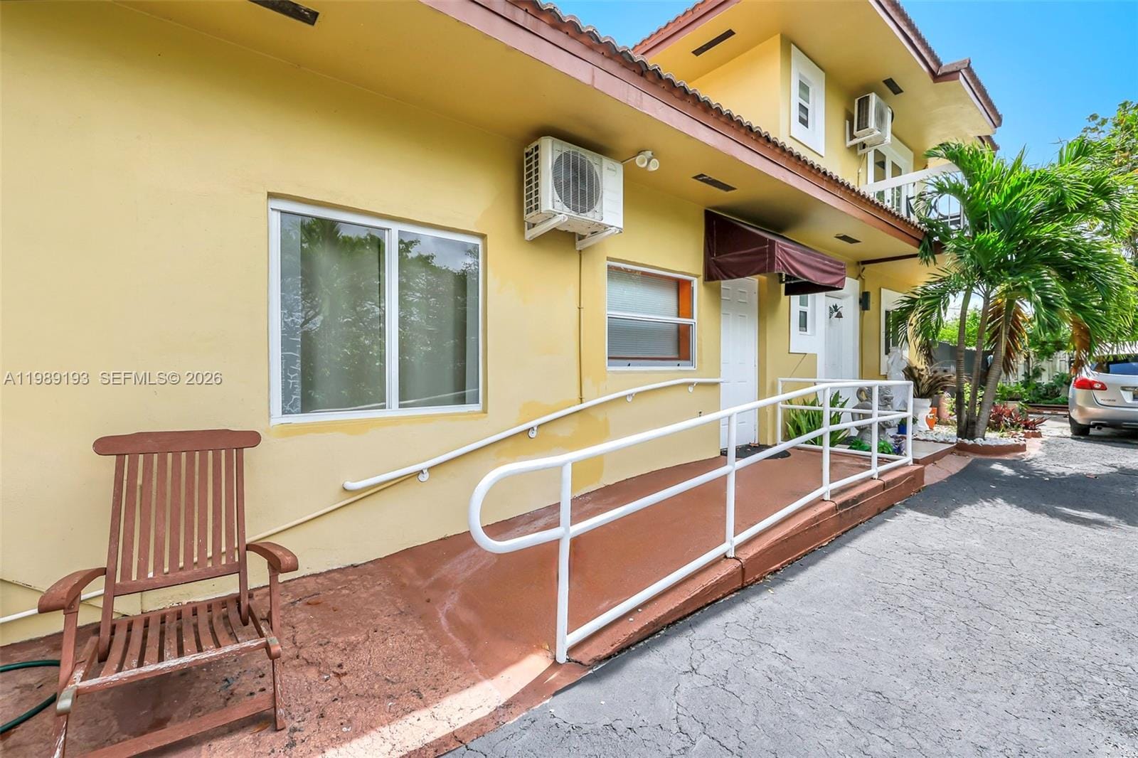 12085 W Dixie Highway, Biscayne Park, FL 33161 photo 11