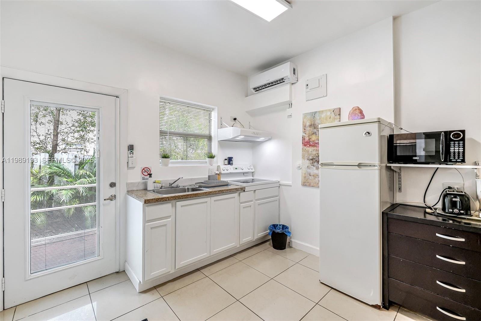 12085 W Dixie Highway, Biscayne Park, FL 33161 photo 13