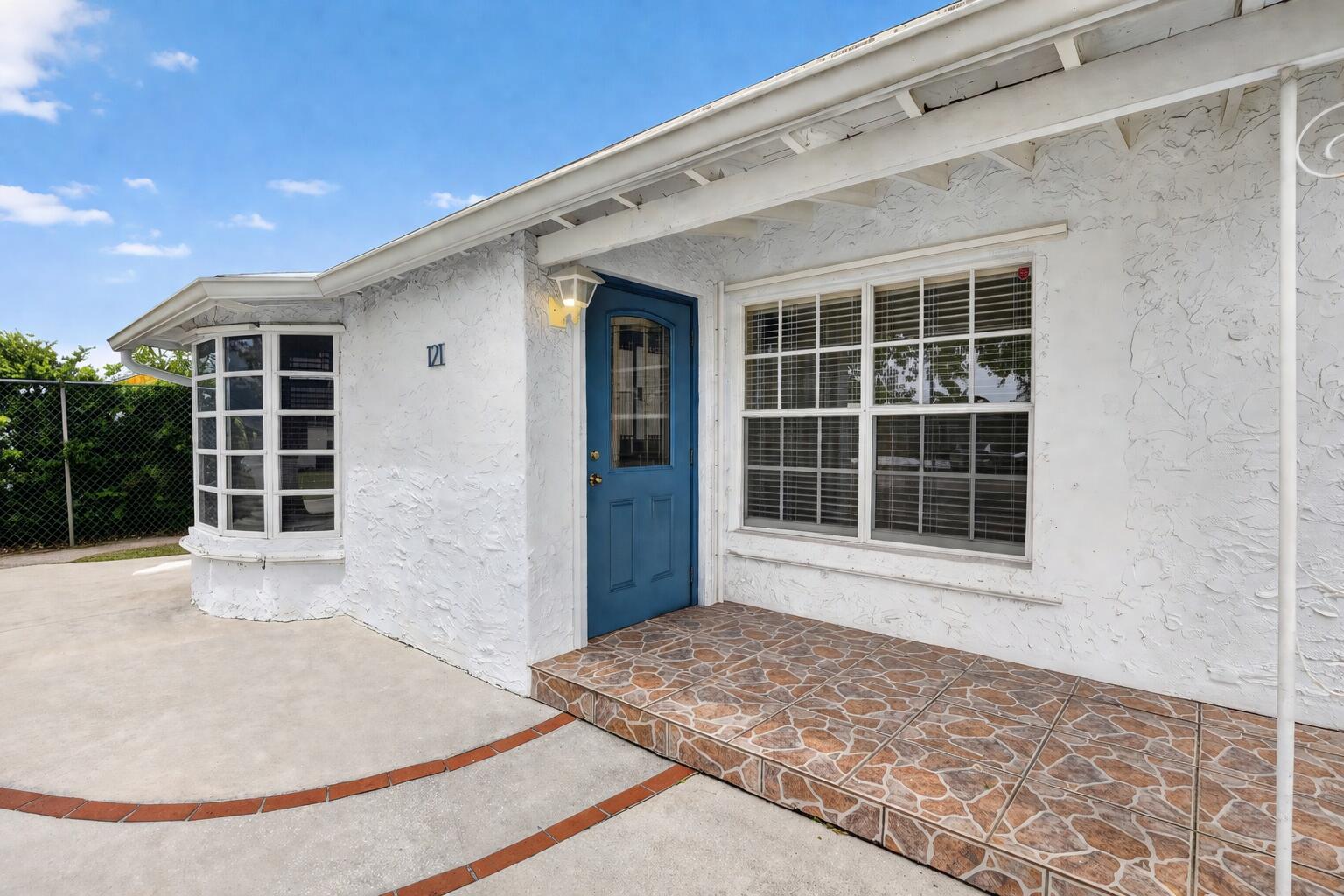 121 NW 52nd Street, Oakland Park, FL 33309, Oakland Park