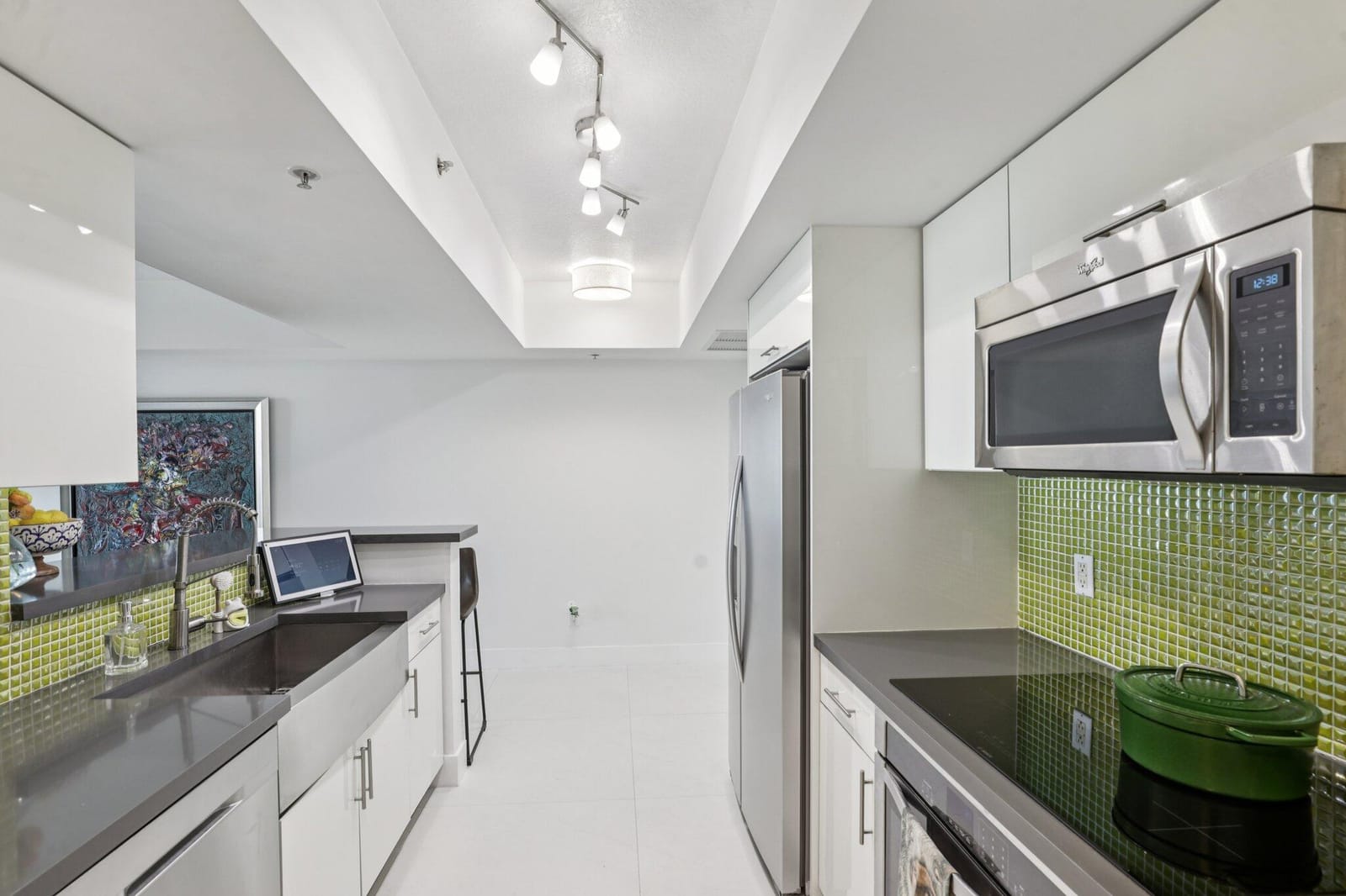 335 S Biscayne Boulevard 1607, Miami, FL 33131 photo 4