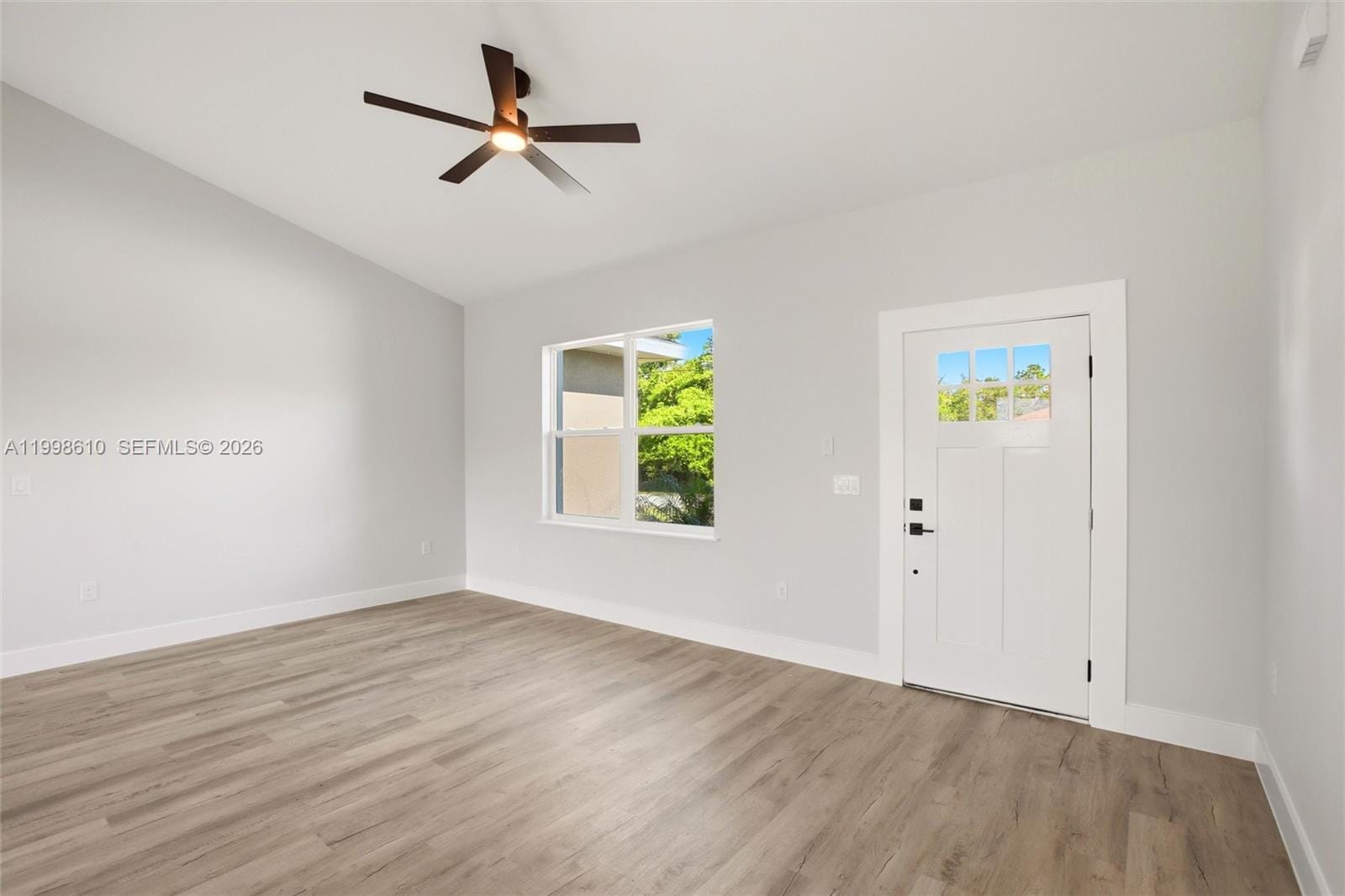 3108 Buttercup Lane — photo 2