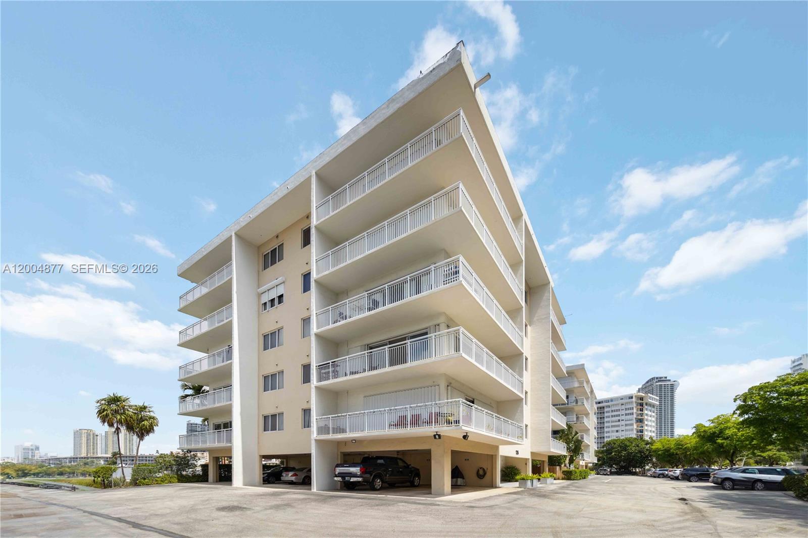 126 Golden Isles Drive 32A, Hallandale Beach, FL 33009, Hallandale Beach