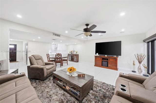 1789 W 72nd Street, sold in Flamingo Lake, Hialeah, FL