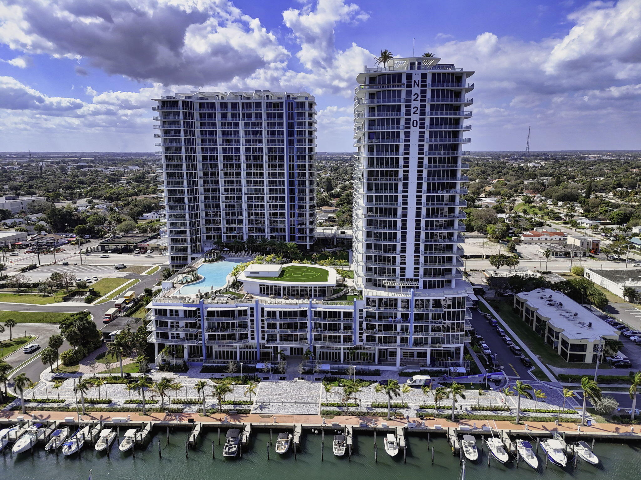 220 Lake Shore Drive 605, Lake Park, FL 33403, Lake Park