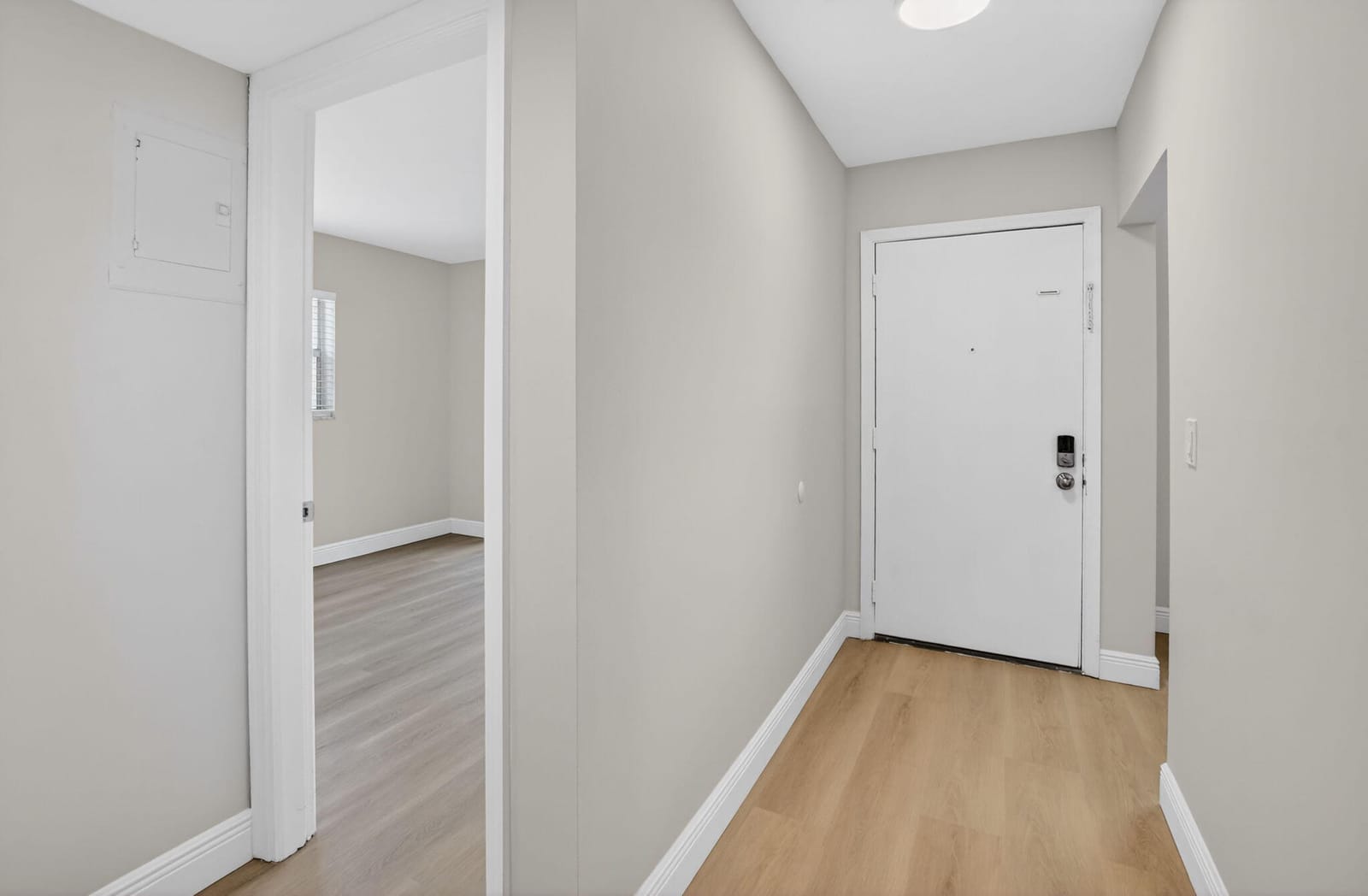 23277 Barwood Lane N 109 — photo 3
