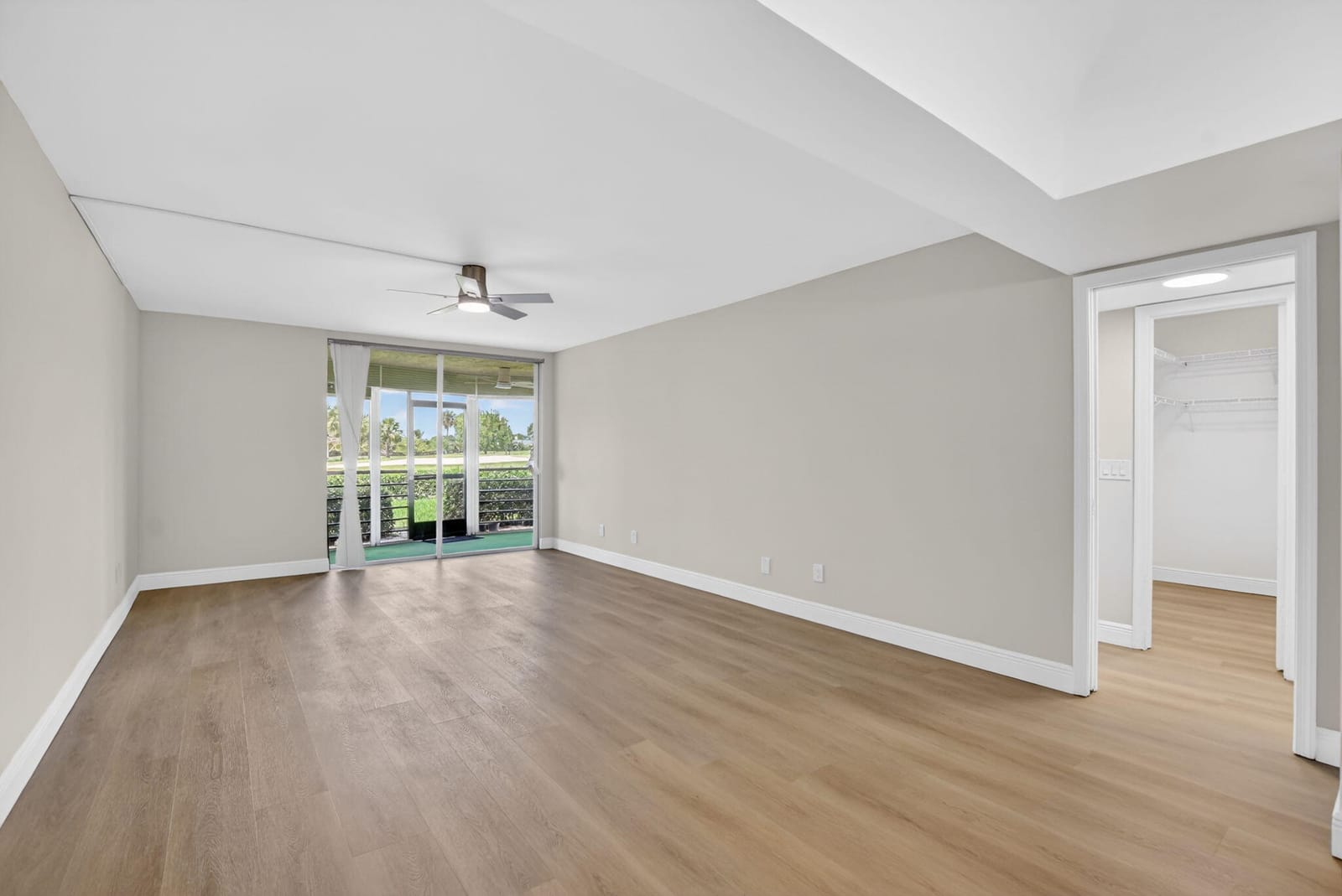 23277 Barwood Lane N 109 — photo 9