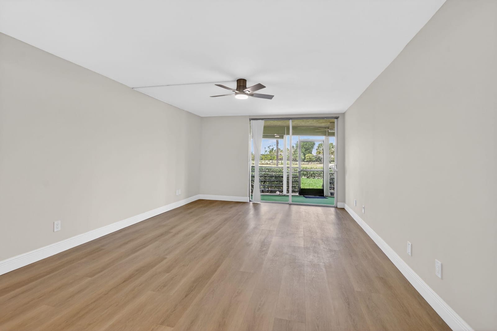 23277 Barwood Lane N 109 — photo 10