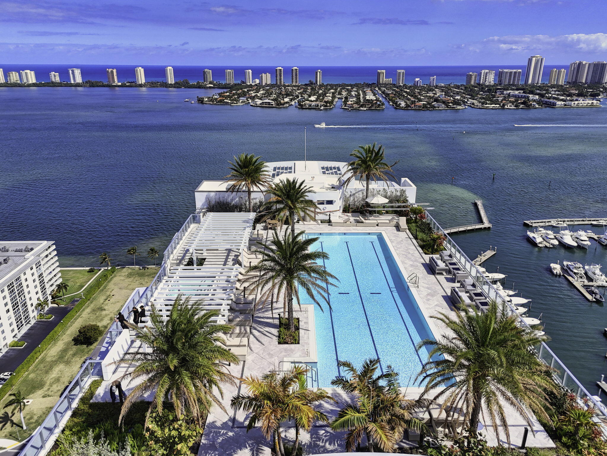 220 Lake Shore Drive 609, Lake Park, FL 33403, Lake Park