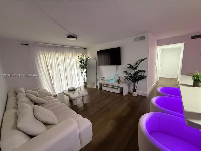 7155 NW 179th Street 107, Hialeah, FL 33015