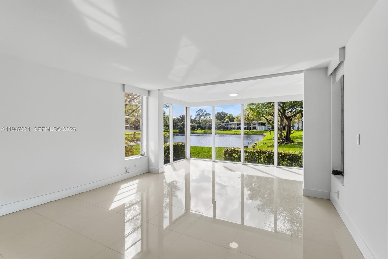 4280 Oaks Terrace 102, Pompano Beach, FL 33069 photo 16