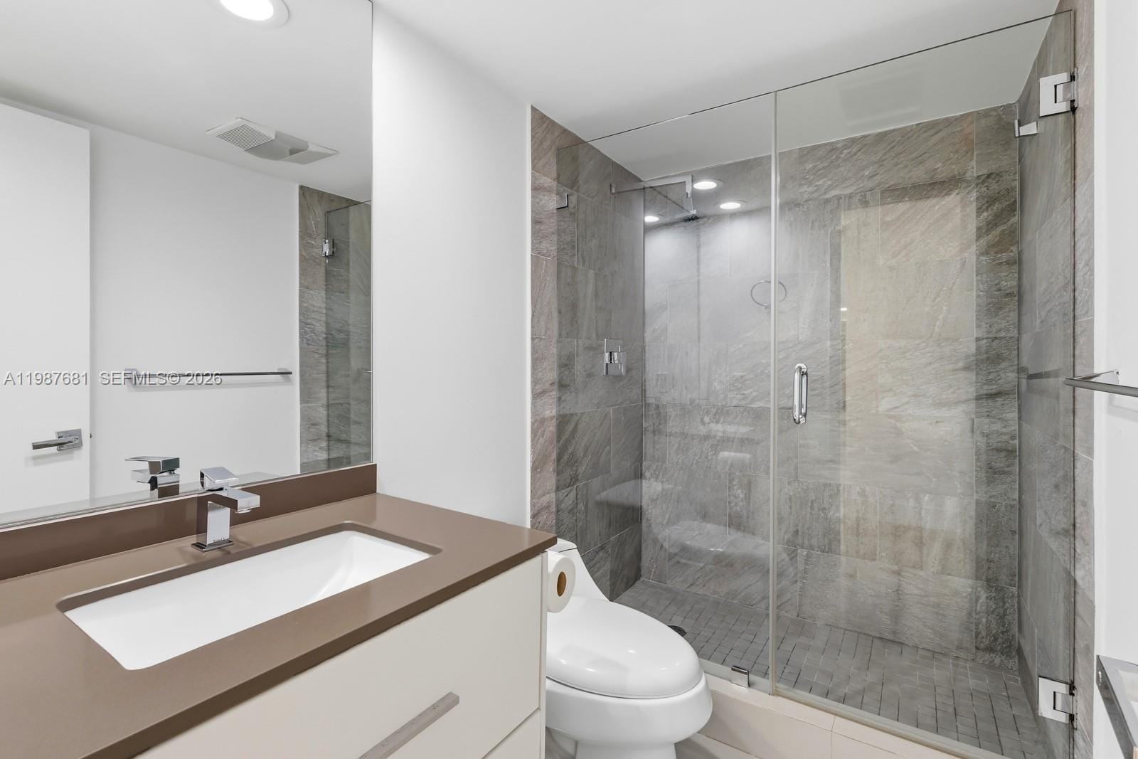 4280 Oaks Terrace 102 — photo 7