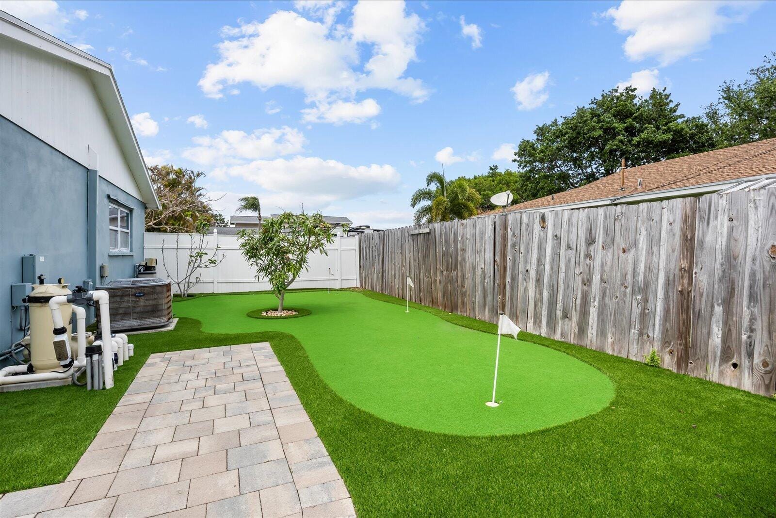 18945 SE Homewood Avenue, Tequesta, FL 33469 photo 4