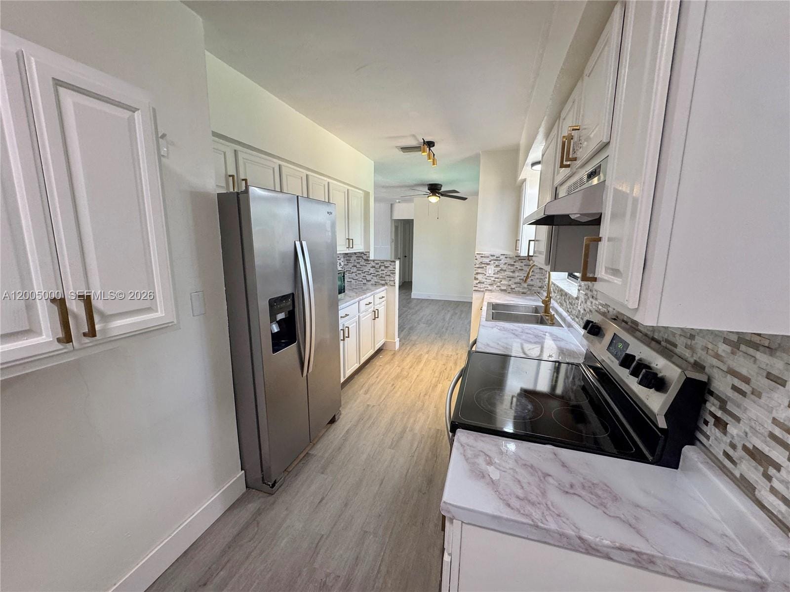 6901 SW 10th Court — photo 4